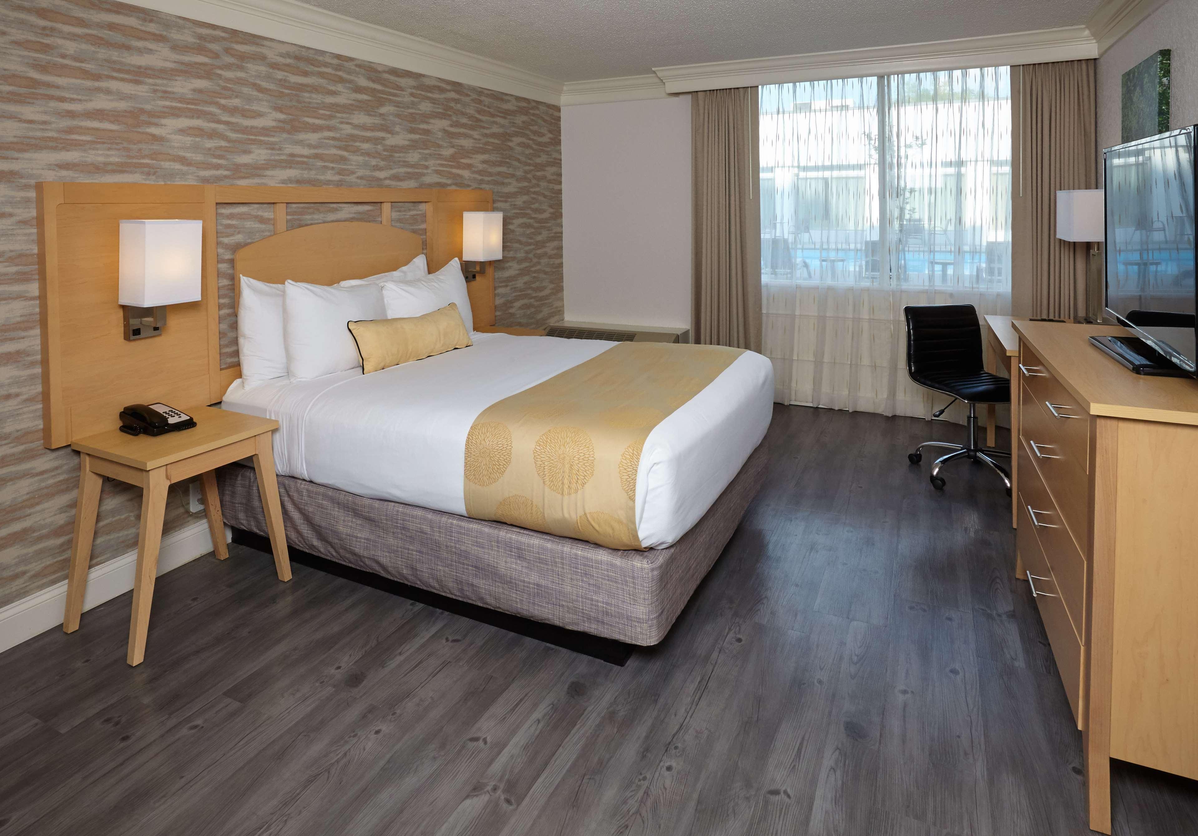 Best Western Plus University Inn Winston-Salem Esterno foto